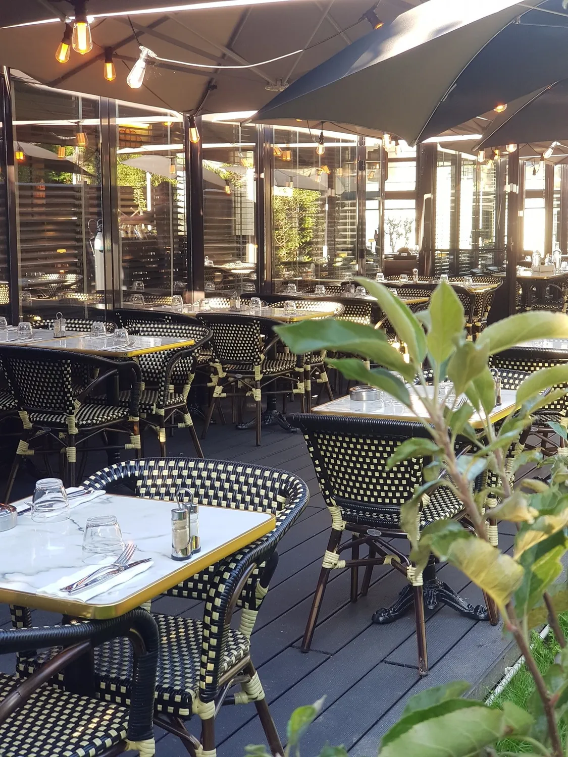 restaurant terrasse chateaubourg